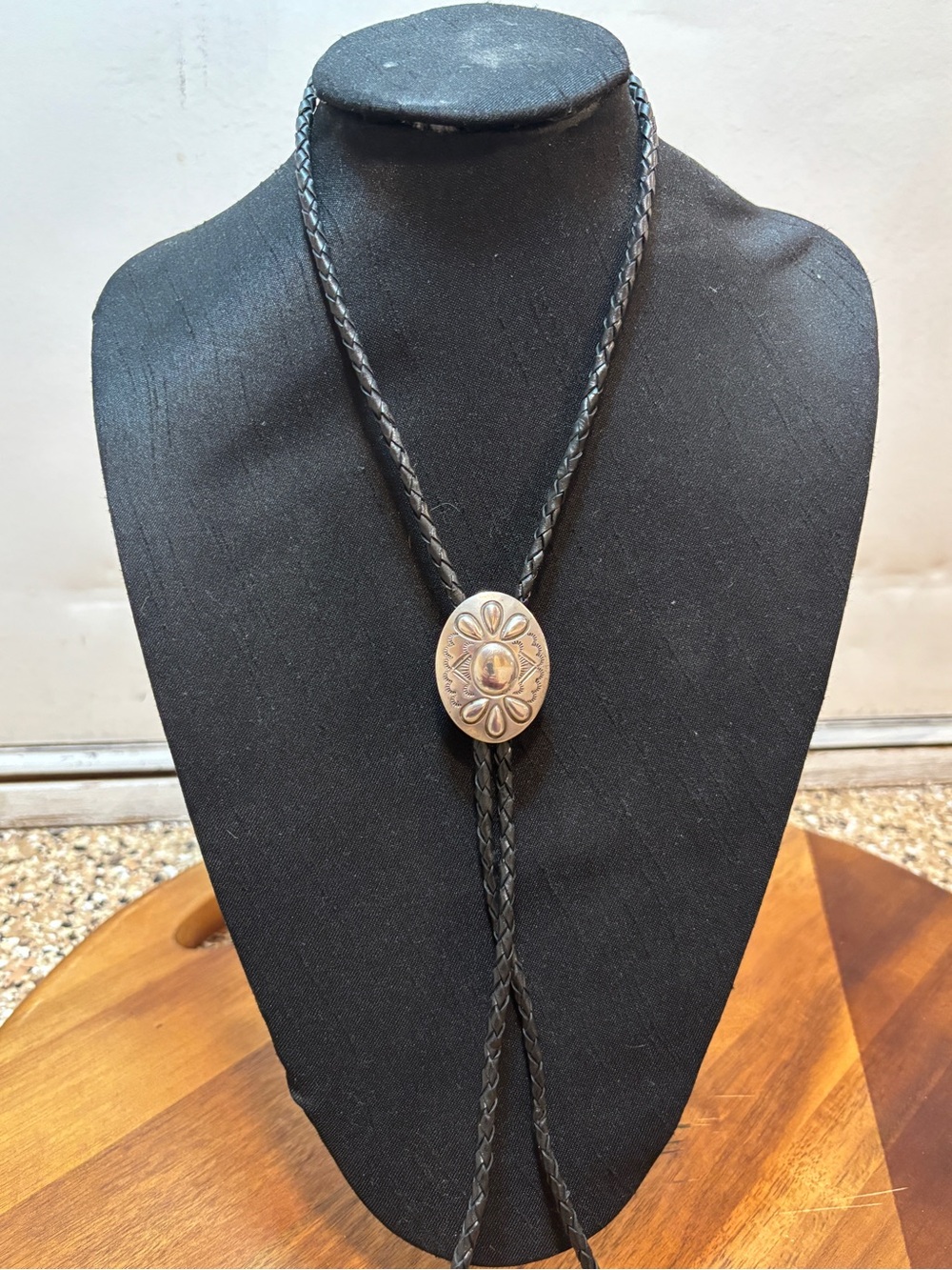 Western-Inspired Black Leather and Silver Tone Bolo Tie Necklace